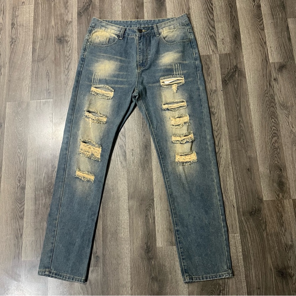 🏷️ Distressed Blue Jeans for Men